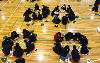 １年生百人一首大会